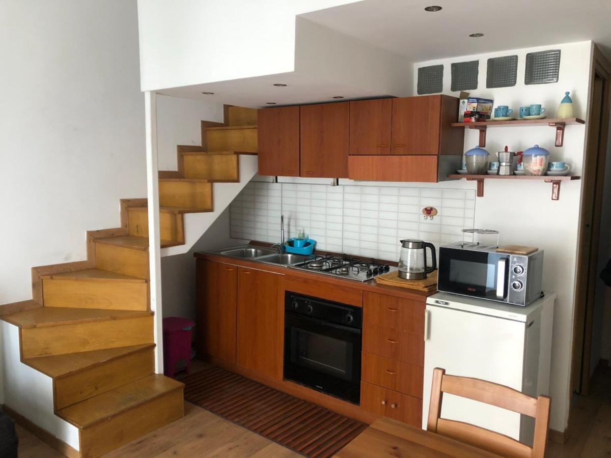 Ale & Tizy House Bed & Breakfast Napoli Ngoại thất bức ảnh