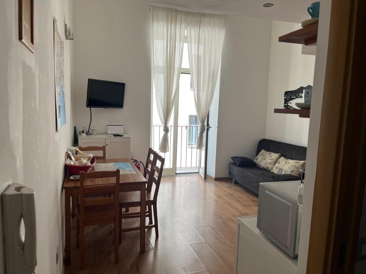 Ale & Tizy House Bed & Breakfast Napoli Ngoại thất bức ảnh