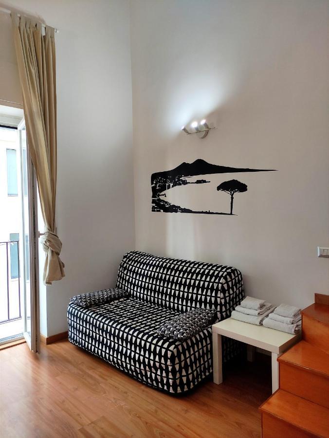Ale & Tizy House Bed & Breakfast Napoli Ngoại thất bức ảnh