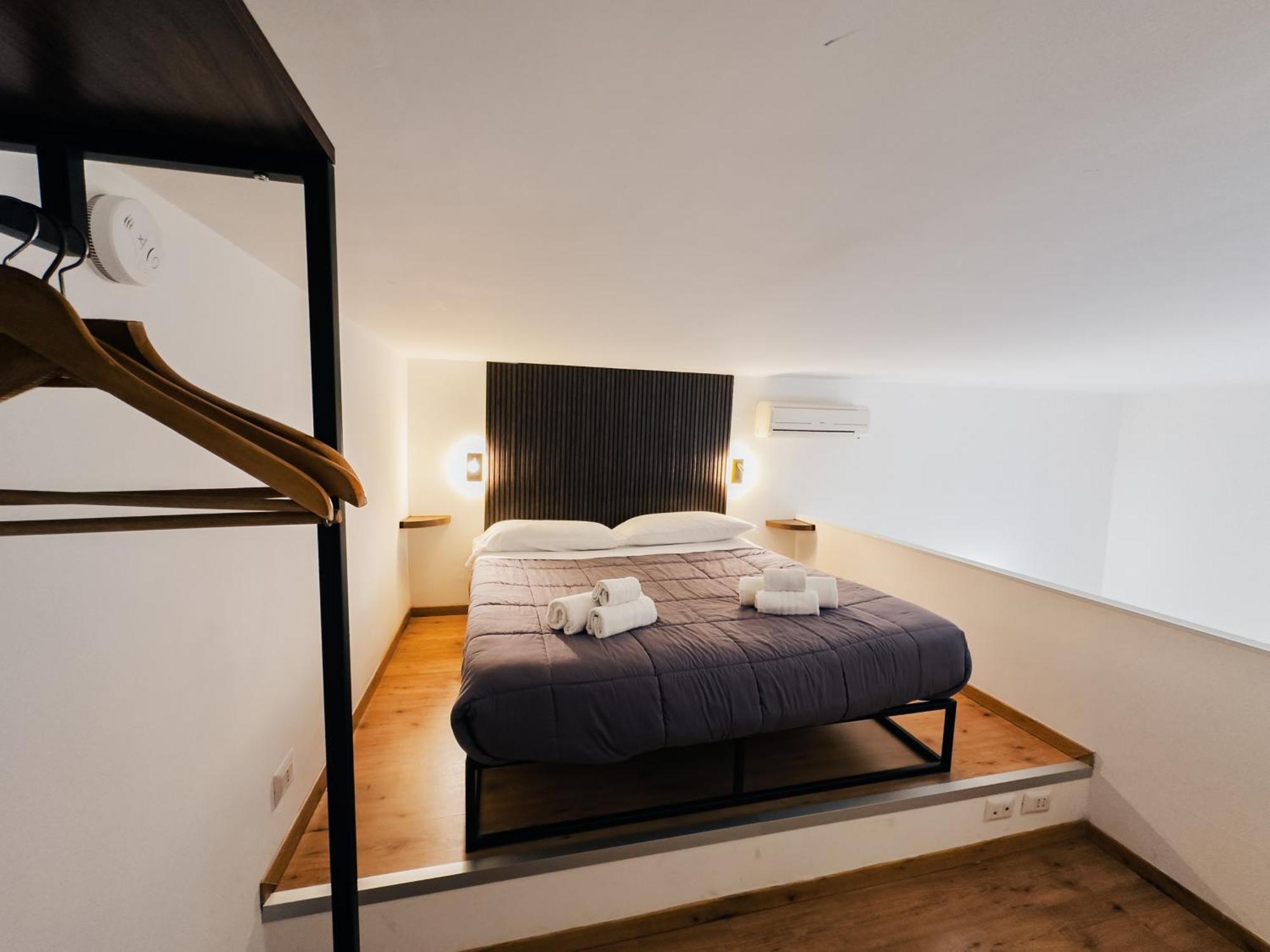 Ale & Tizy House Bed & Breakfast Napoli Ngoại thất bức ảnh
